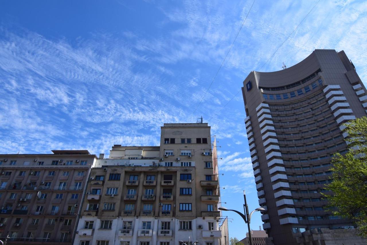 Beautiful Apartment In Old City Bukarest Exteriör bild