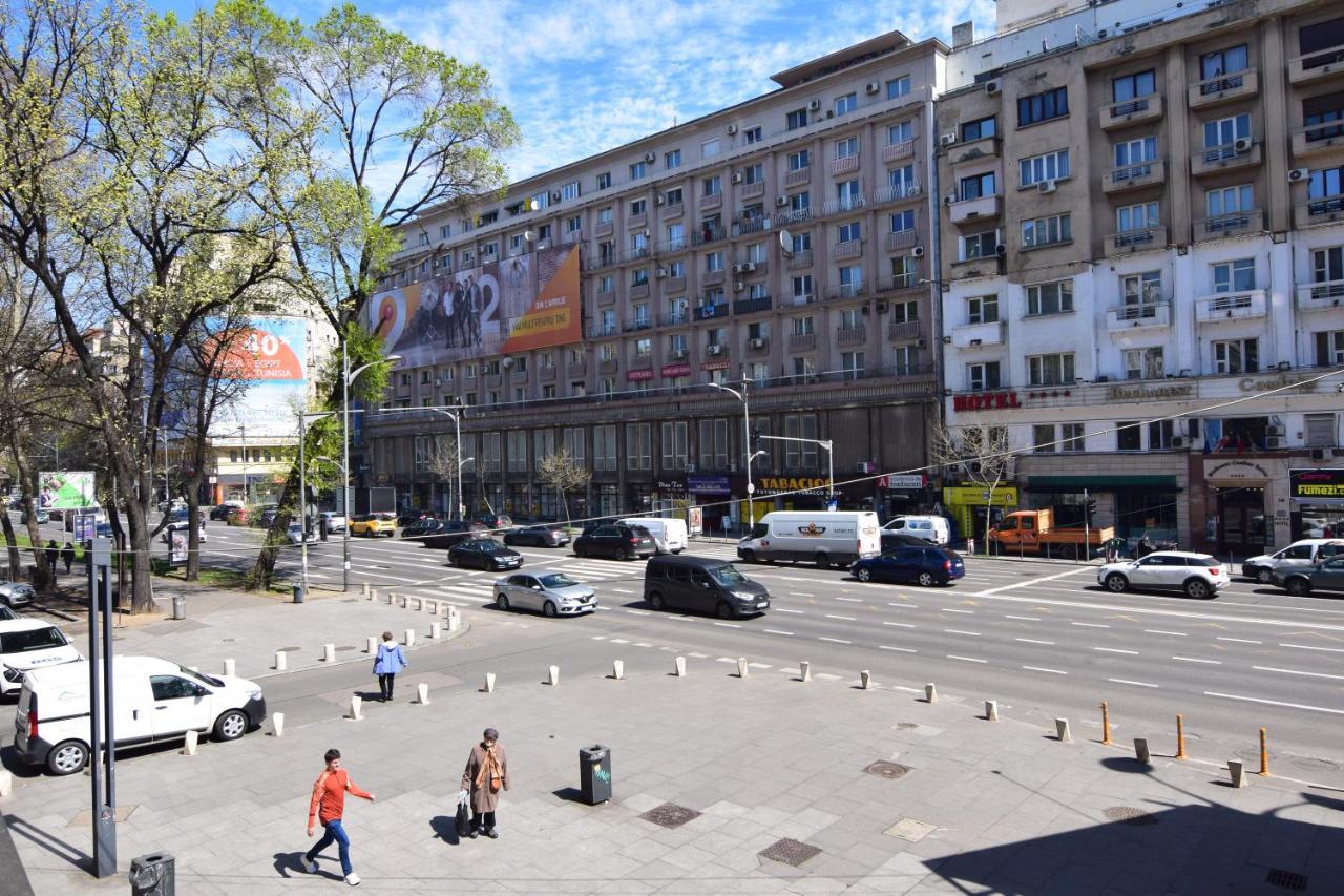 Beautiful Apartment In Old City Bukarest Exteriör bild